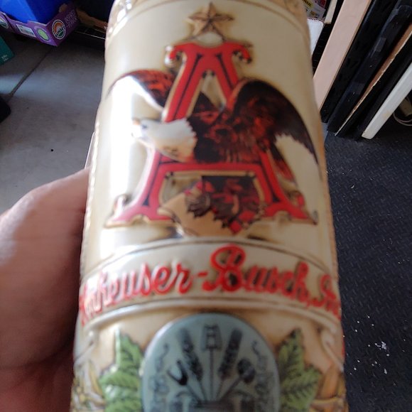 Budweiser - Picture 4 of 4